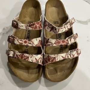 Birkenstock size 39 (8-8 1/2) minimal use